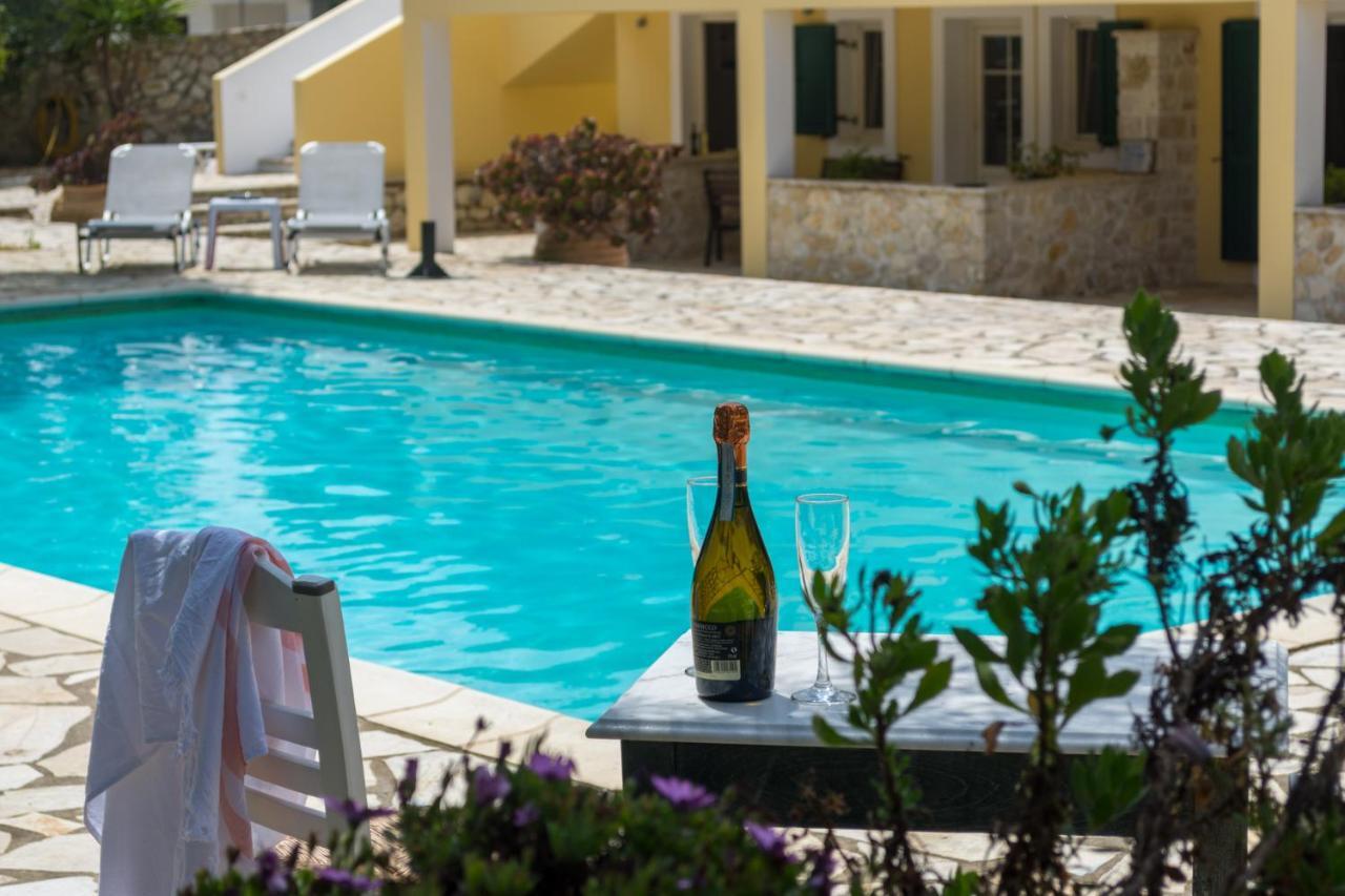 Villa Elaia Suites & Apartments No.2 Γάιος Εξωτερικό φωτογραφία